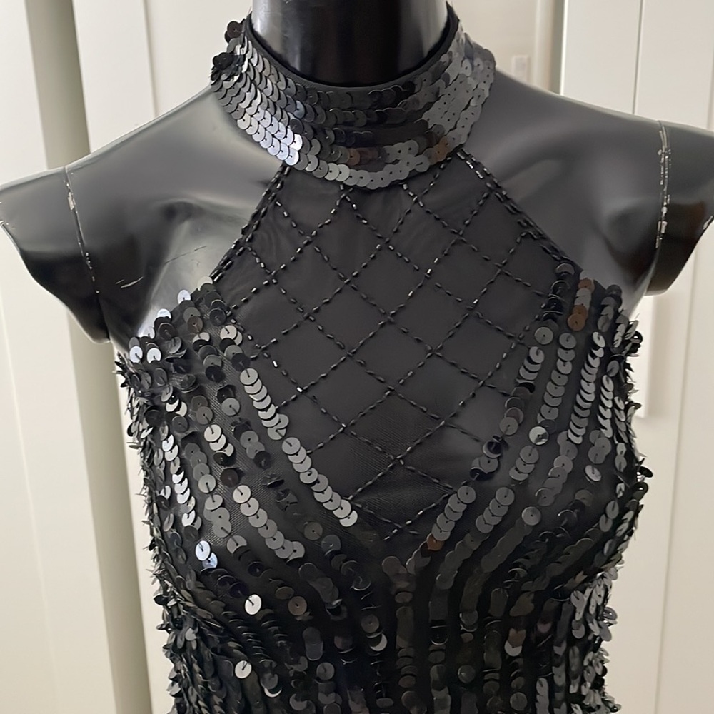 Simple Yet Stunning. - image 2